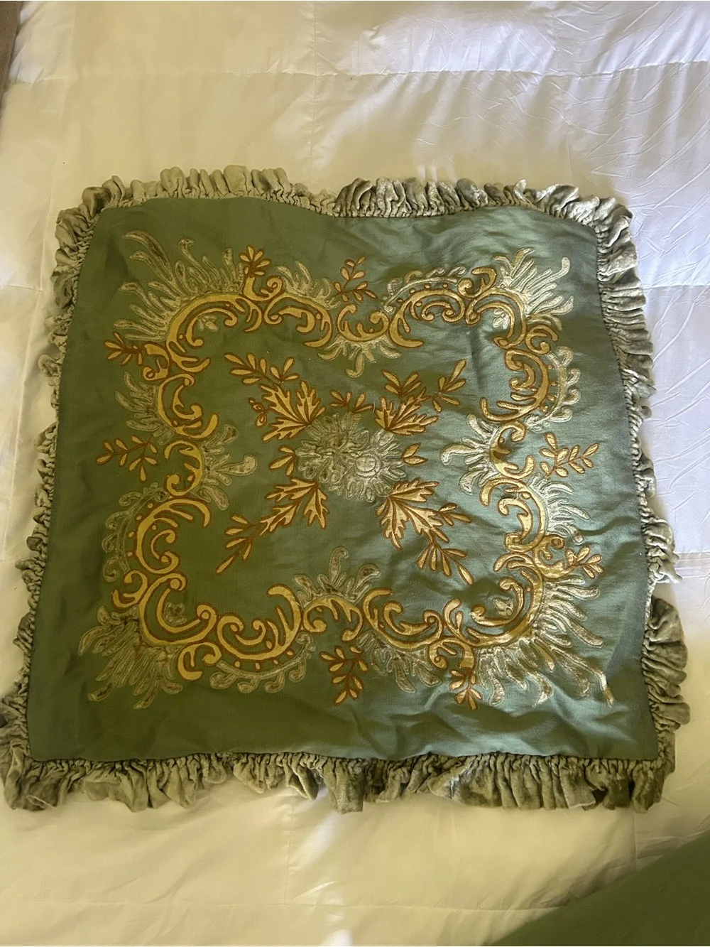 Vintage Henredon Green Embroidered Bedding Set Queen Size